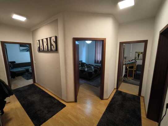 2-zimmer Wohnung in Bad Cannstatt, EB Küche, 2 Balkon