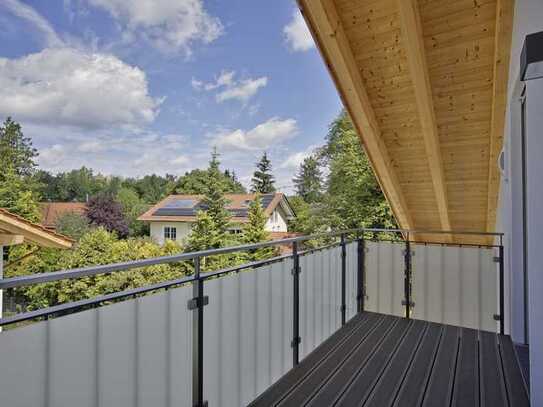 Licht, Luft, Sonne: 3-Zimmer-Dachgeschosswohnung mit Balkon