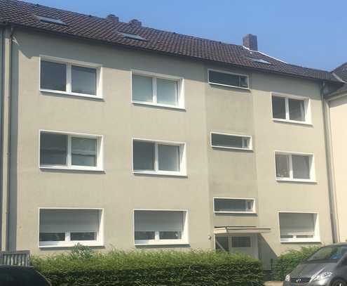 Freundliche, modernisierte 3,5-Zimmer-Wohnung mit Balkon in Gelsenkirchen-Buer
