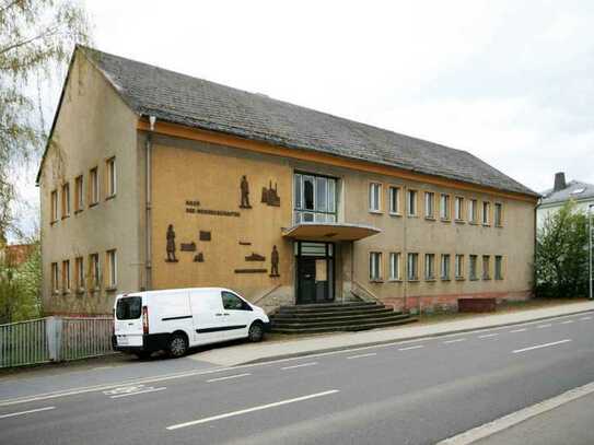 Sanierungsobjekt in Geithain - ehemaliges Gewerkschaftshaus - Wohnen oder auch Pflege