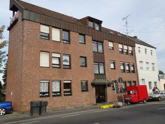 Schöne 3-Zimmer-Wohnung mit Balkon