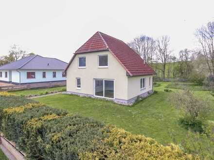 Zögern Sie nicht: Gepflegtes Einfamilienhaus in
ruhiger, idyllischer Lage