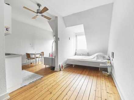 Stilvoll wohnen in der Freiburger Wiehre! 1-Zi.-Altbau-Whg. in saniertem Stadthaus in 79102 Freibu
