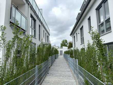 Neubau stylische 2 Zimmer Maisonette Wohnung mit Westbalkon.