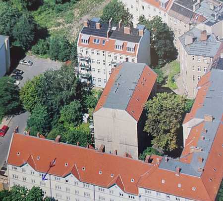 Bezugsfreie 2,5-Zimmer-Wohnung mit Balkon in Berlin Treptow