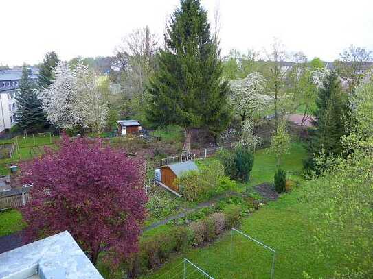 Schöne 3-Raum-DG mit tollem Balkonblick in Hilbersdorf sucht netten Mieter!!!