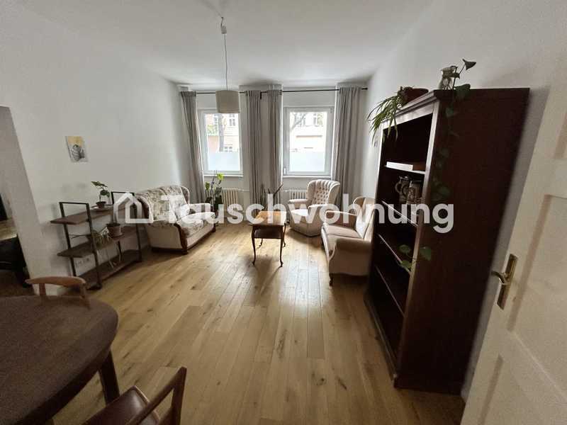 Tauschwohnung: 2 zimmer großes altbau im Kreuzkölln gegen eine kleiners