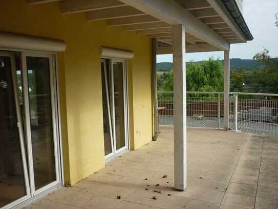 2,5-Zi. Whg. Loftcharakter und Terrasse