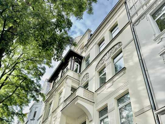 BESTLAGE LIST: Div. vermietete ETW in Jugendstil-Altbau mit Denkmalschutz