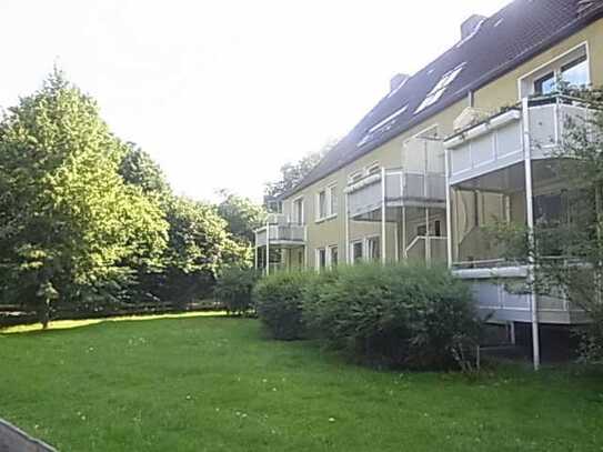 Renovierte Dachgeschoss-Wohnung ca. 84,90m² mit Balkon verfügbar