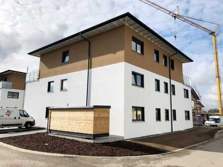 Hochwertige, schöne 2­-Zimmer Wohnung mit Balkon und EBK