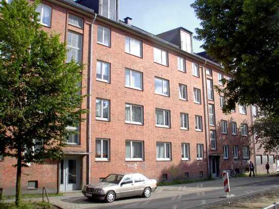 2 Zimmer Wohnung in Uhlenhorst mit Balkon- Beethovenstraße 4