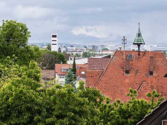 Attraktive 3-Zimmer-Wohnung mit gehobener Innenausstattung mit EBK & TG in Filderstadt