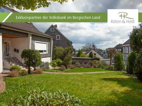 Modernisiertes Einfamilienhaus mit tollem Grundstück in Wuppertal-Ronsdorf