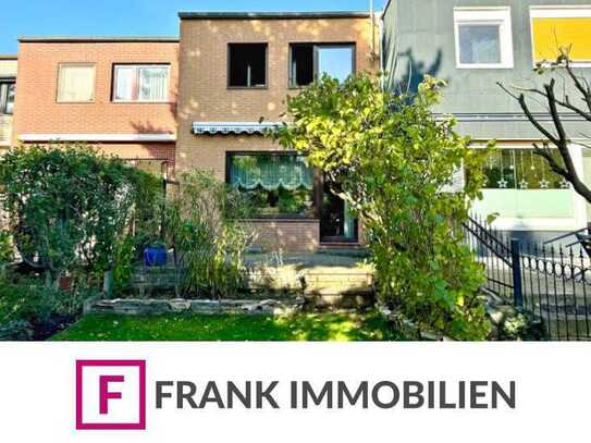 FRANK IMMOBILIEN - Sanierungsobjekt - Bezugsfreies Reihenmittelhaus mit Potenial!