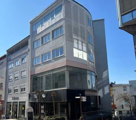 Pirmasens: Wohn- & Geschäftshaus in 1A-Lage – Fußgängerzone