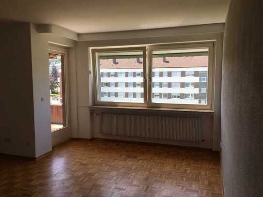 2-Zimmer-Wohnung mit Balkon und Garage