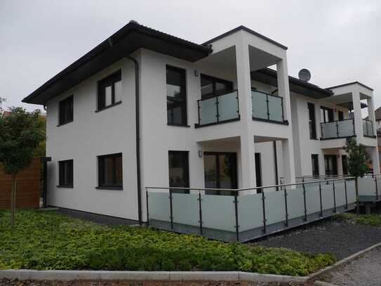 Neue 2 Zimmer Whg mit gehobener Innenausstattung, EBK und 2 Stpl in Langenbrettach - Neudeck