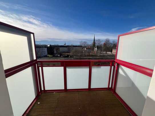 Dachgeschosswohnung mit Balkon für meine Familie