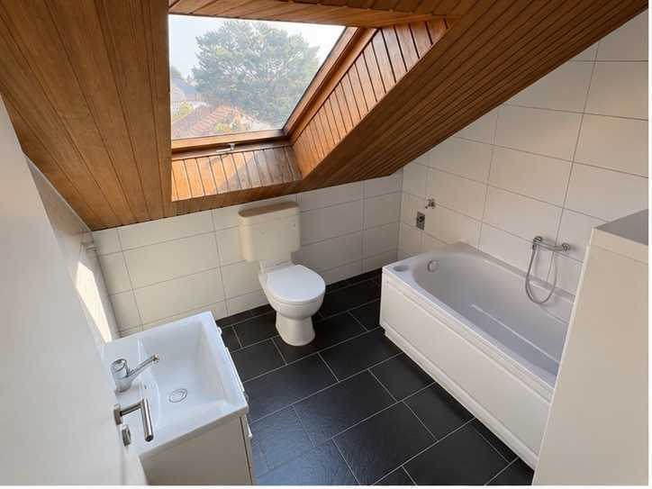                                                               3,5-Zimmer-Dachgeschosswohnung in Darmstadt-Arheilgen                                                       in Arheilgen (Darmstadt)