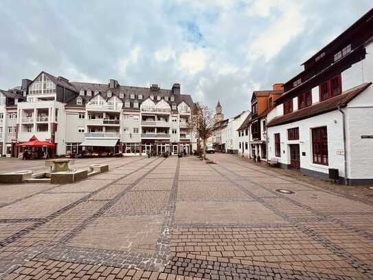 Ein Selbstläufer! Wohn-&Geschäftshaus in Idstein-Fußgängerzone! 3 WE + 1 GE! Mit Potenzial!