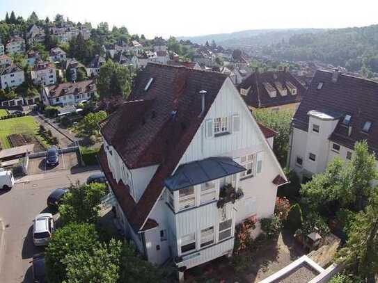 Helle, renovierte 4-Zimmer Maisonette-Wohnung mit traumhafter Aussicht in Stuttgart Südheim