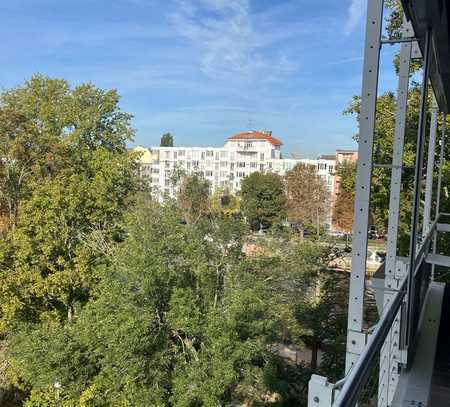 Wohnen mit Spreeblick - Traumhafte Lage in der City - 2 Zimmerwohnung zum Erholen mit PKW-Stellplatz