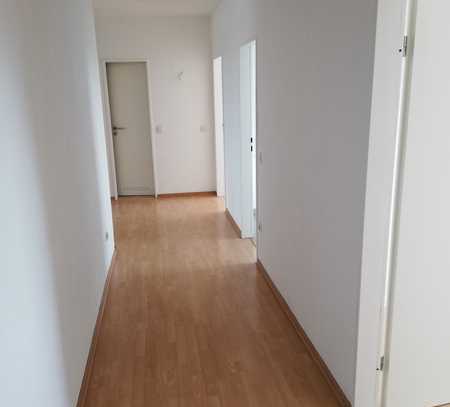 Helle 3-Zimmer Wohnung in ruhiger Lage