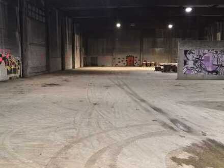 Lagerhalle - ca. 1700 m² - und Freifläche - ca. 2600 m² -