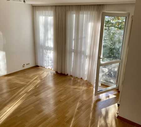 EXKLUSIVE 4-ZIMMER-WOHNUNG MIT TERRASSE UND GARTENANTEIL – 120 M² PURER WOHNKOMFORT!