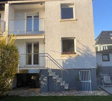 Doppelhaushälfte in Mannheim-Käfertal mit schönem Garten