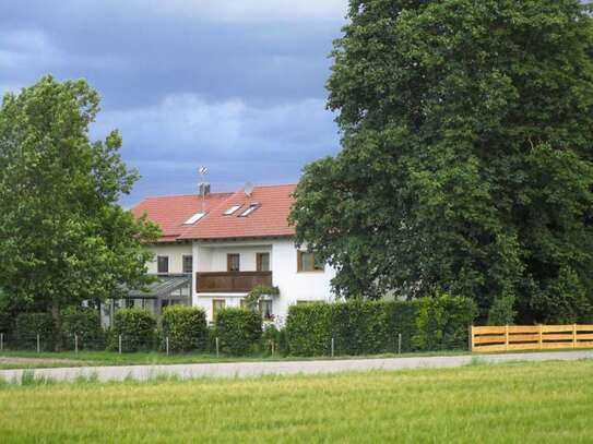 Gepflegte 1-Zimmer-Dachgeschosswohnung in Ismaning (Außenbereich)