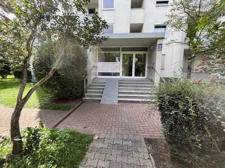 3-Zimmer-Wohnung mit Balkon in Liederbach - Heidesiedlung