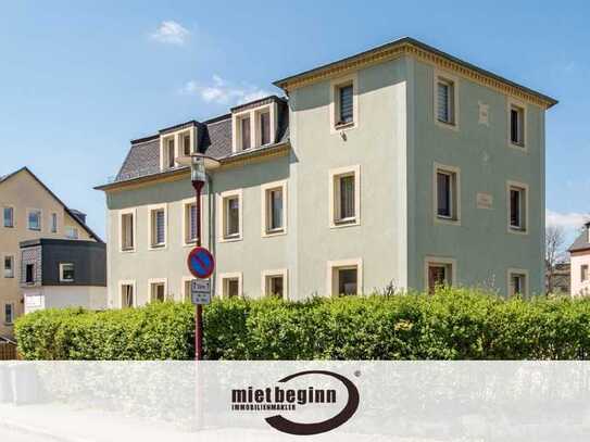 ERSTBEZUG NACH SANIERUNG – TERRASSE – WANNENBAD MIT FENSTER – RUHIG & ZENTRUMSNAH GELEGEN