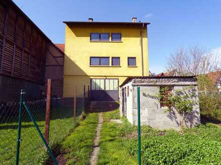 Dieses Haus benötigt einen neuen Eigentümer und eine liebevolle Sanierung