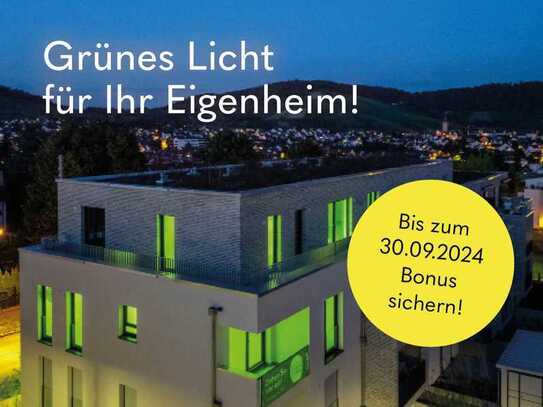 Kurzfristig bezugsfertig! 4-Zimmer-Wohnung im EG mit Terrasse nach Süden und Gartenanteil