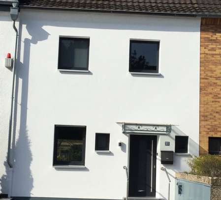 Einfamilienhaus mit Garten und Stellplatz in Köln Müngersdorf