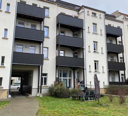 ++ Traumhafte 3 Zi. - Maisonette - Whg mit Balkon und Dachterrasse ++