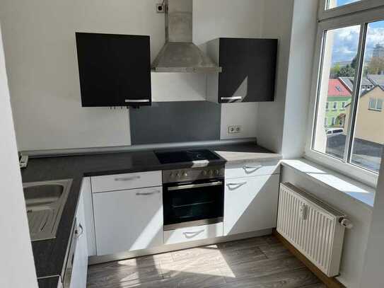 2 Zimmer in Plauen - inkl. Einbauküche und Bad mit Wanne