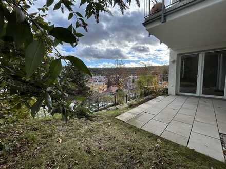Aussicht! 3-Zimmer-Wohnung mit 2 Terrassen mit Blick in den Garten und auf den Fernsehturm