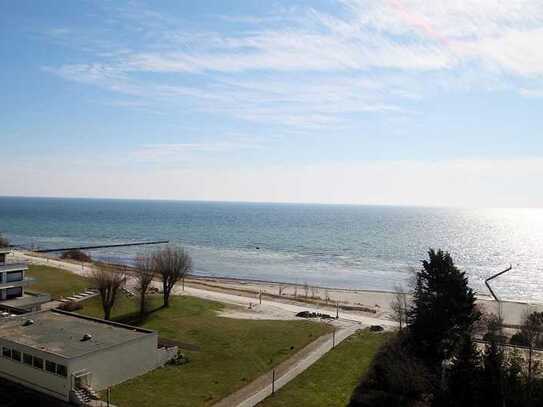 Charmante Wohnung mit tollem Ausblick aufs Meer aus dem 8. Stock und Design-Badezimmer