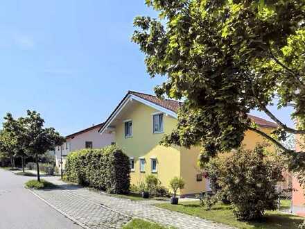 Einfamilienhaus mit Doppelgarage, Terrassen-Glasdach und Keller (Das Objekt ist derzeit reserviert)