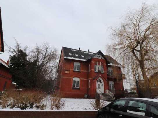 Individuelle Wohnung in historischem Gebäude
