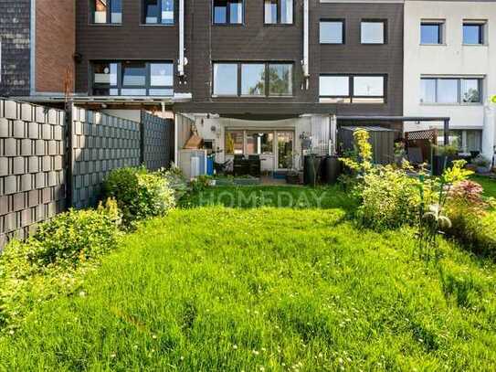 Gemütliches Reihenmittelhaus mit großer Terrasse, Garten, EBK und Kaminofen in schöner Lage