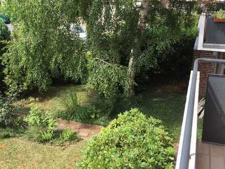 helle 2-Zimmer-Hochparterre-Wohnung mit gehobener Innenausstattung in Mönchengladbach