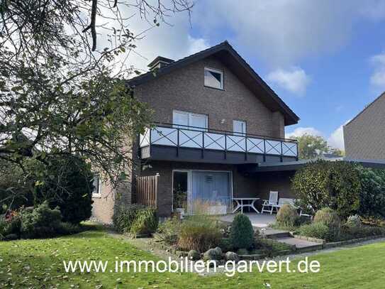 Gepflegtes Einfamilienhaus mit großem Garten und Garage in Ortsrandlage in Borken/Gemen