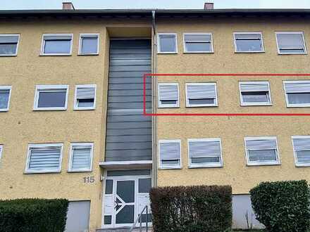 Geschmackvolle Wohnung mit drei Zimmern sowie Balkon und EBK in Mosbach
