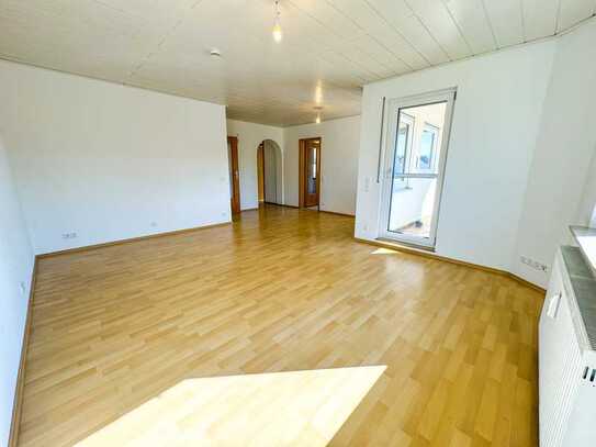 Schöne 3,5 Zimmer Wohnung in Göppingen (Kreis), Heiningen