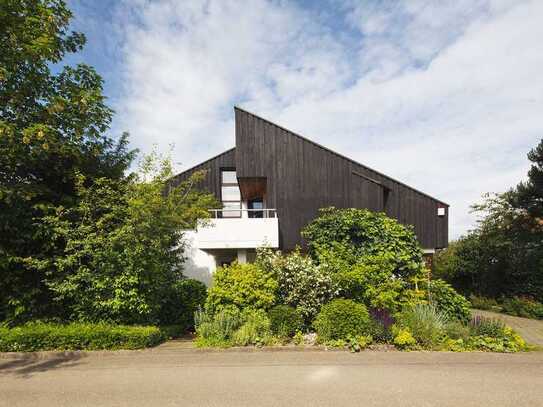 Architektenhaus mit Einliegerwohnung in unverbaubarer und absolut ruhiger Lage