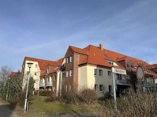 ETW MIT STELLPLATZ UND KELLERANTEIL IN FÜRSTENWALDE / SÜD